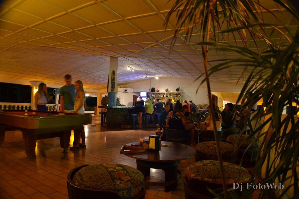 Hotel La Isla Parrita Luaran gambar