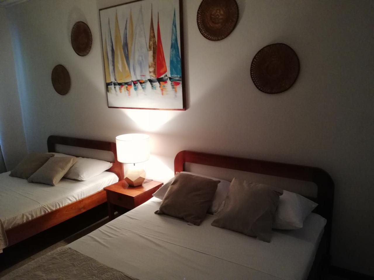 Hotel La Isla Parrita Luaran gambar