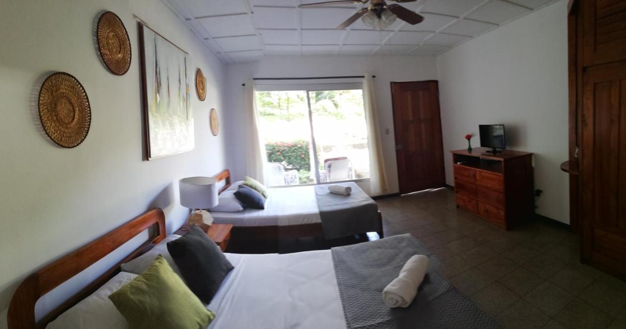 Hotel La Isla Parrita Luaran gambar
