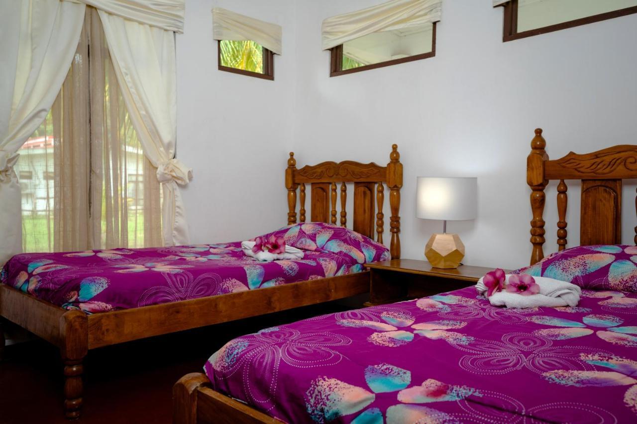 Hotel La Isla Parrita Luaran gambar