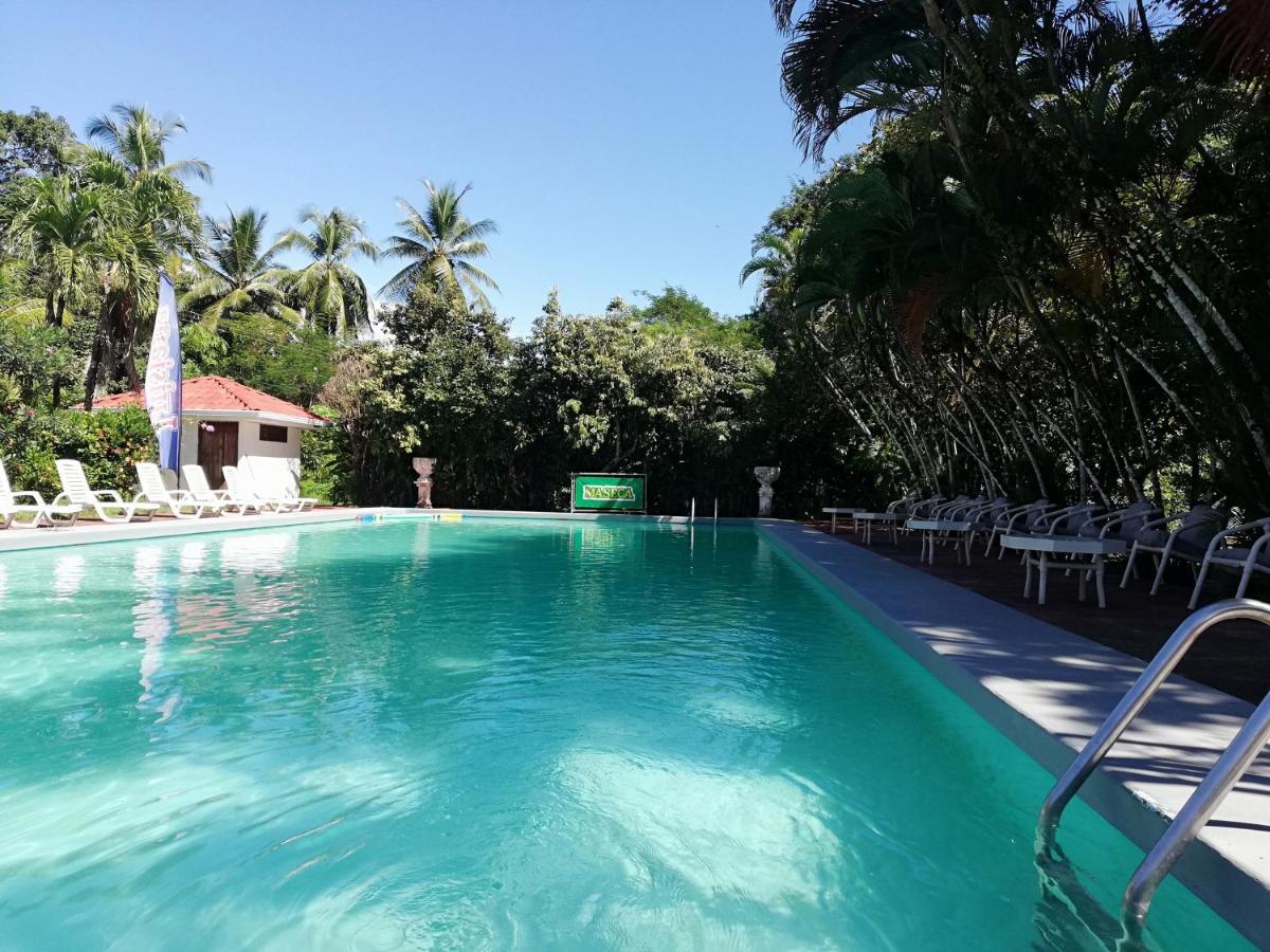 Hotel La Isla Parrita Luaran gambar